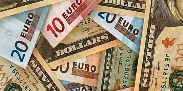 باند جاعلان ارز در فردوس متلاشی شد