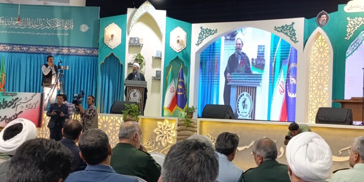 امامجمعه فردوس در اجلاسیه ملی شهدای جهاد و خدمت: لزوم راهاندازی «کمیته ویژه هدایت و مانعزدایی از سرمایهگذاری» در استان/ الگوی مدیریت جهادی رهبر معظم انقلاب در زلزله ۴۷ راهگشای مشکلات کشور است